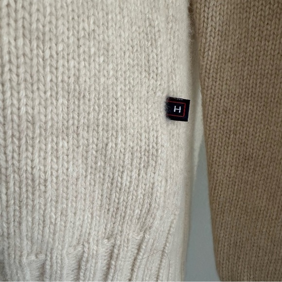 New HILFIGER 100% Wool Turtle Neck Sweater M made In Italy - Picture 3 of 10